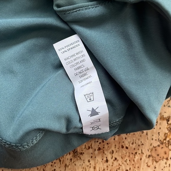 GLYDER Full Force Sports Bra: Moss - Picture 6 of 7